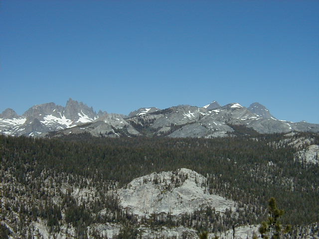 DestView.jpg (57794 bytes)